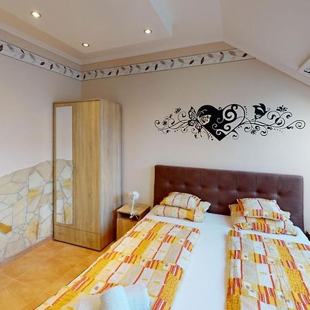 Cristian Apartman Хайдусобосло Экстерьер фото