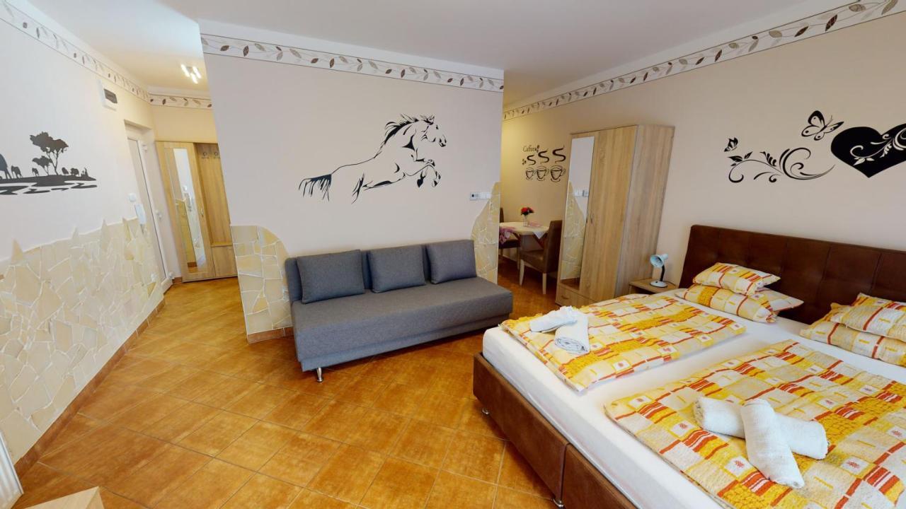 Cristian Apartman Хайдусобосло Экстерьер фото