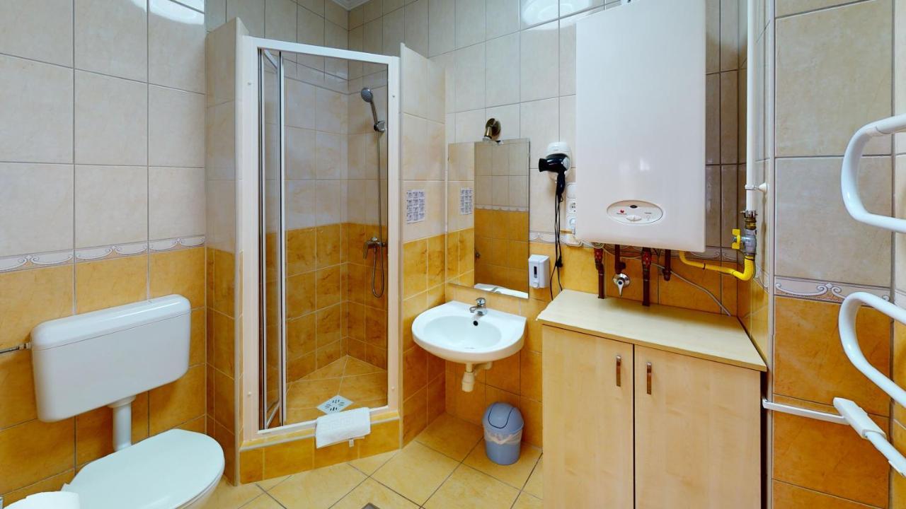 Cristian Apartman Хайдусобосло Экстерьер фото