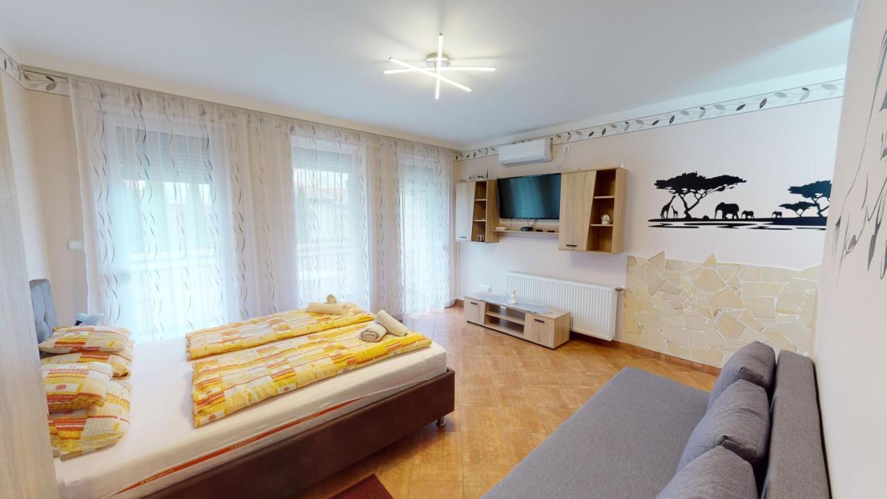 Cristian Apartman Хайдусобосло Экстерьер фото
