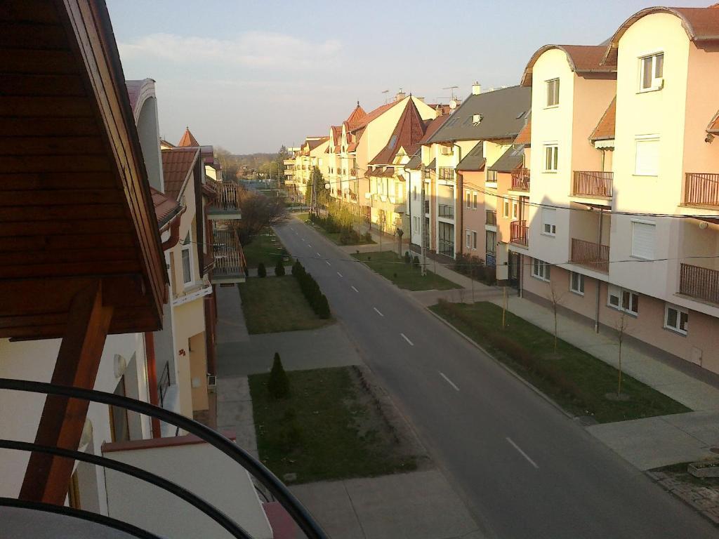 Cristian Apartman Хайдусобосло Экстерьер фото